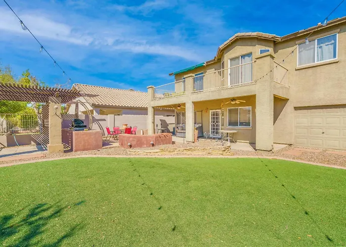 Family Fun Retreat Themed Bbq & Golf Course * Avondale
