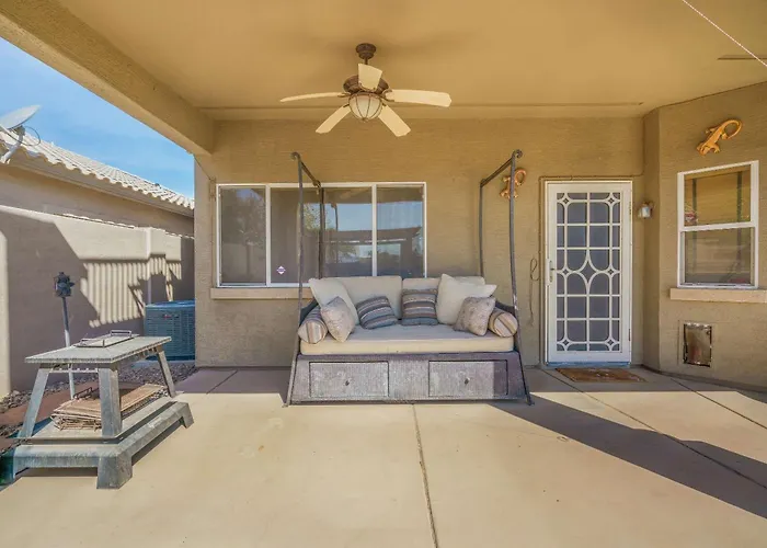 Family Fun Retreat Themed Bbq & Golf Course Holiday home *